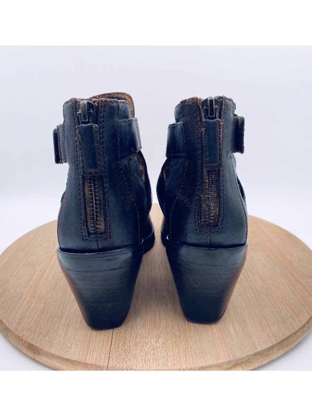 Eileen Fisher Boots Womens 7 Brown Leather Zip Back Ankle Minimalist $249 - Picture 7 of 11